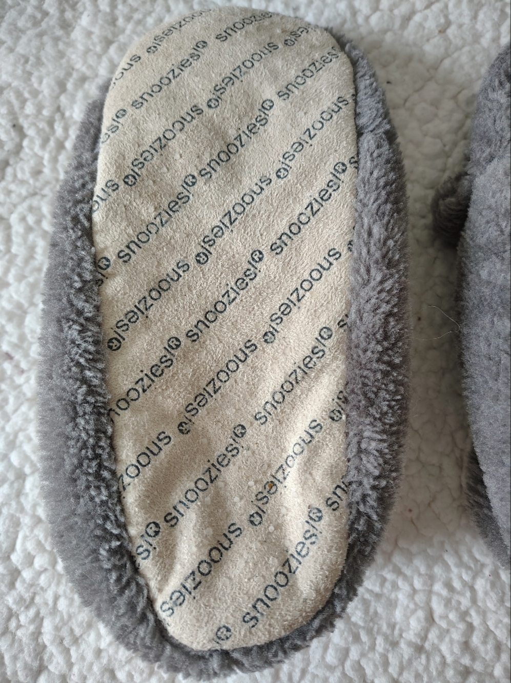 ☀️5/$25☀️ Snoozies! Cozy Size Small Koala Bear Slippers - Picture 8 of 9
